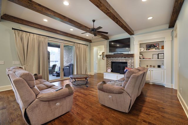 7045 Silver Fox St, Smyrna, TN 37167