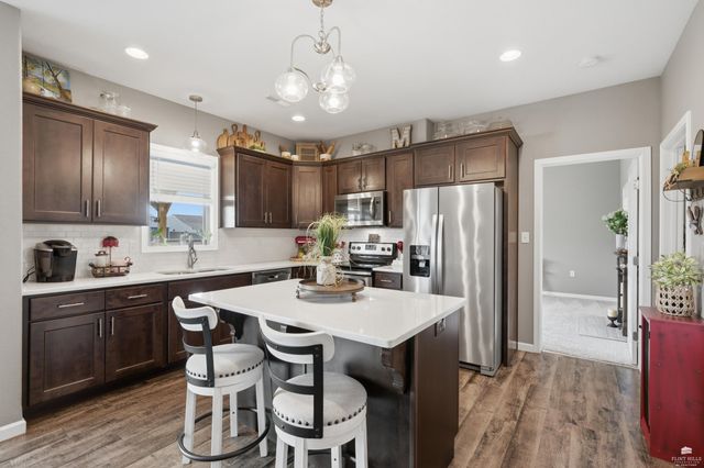 423 Northfield Rd., Manhattan, KS 66502