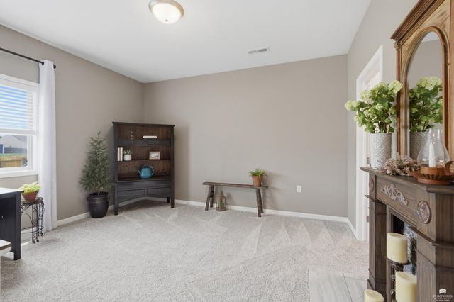423 Northfield Rd., Manhattan, KS 66502