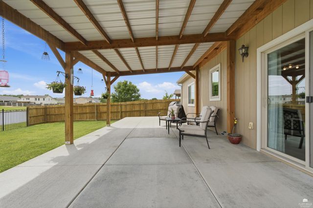 423 Northfield Rd., Manhattan, KS 66502