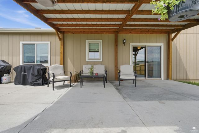 423 Northfield Rd., Manhattan, KS 66502