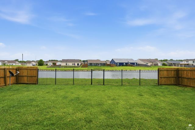 423 Northfield Rd., Manhattan, KS 66502