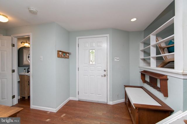 157 S BRENTWOOD DR, Mount Laurel, NJ 08054