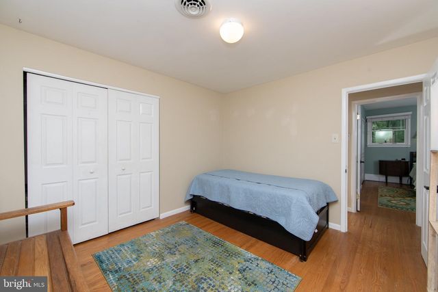 157 S BRENTWOOD DR, Mount Laurel, NJ 08054
