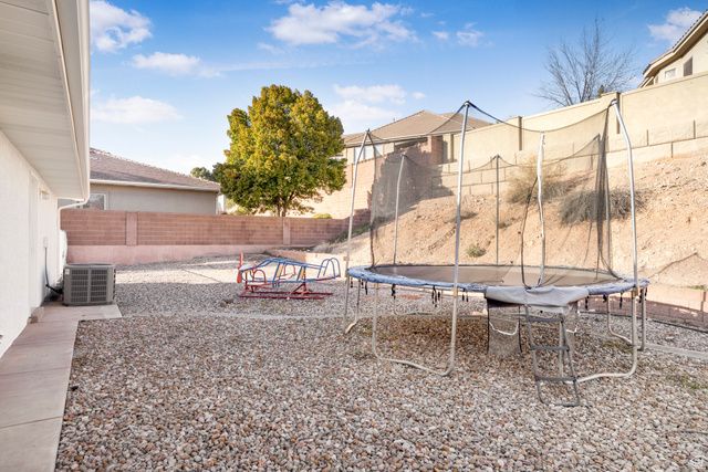 1787 S POINT DR, St. George, UT 84790