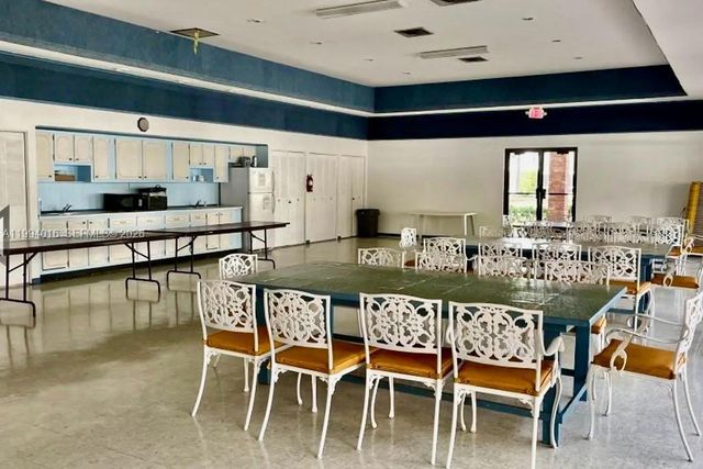 505 E Dania Beach Blvd 4-3J, Dania Beach, FL 33004