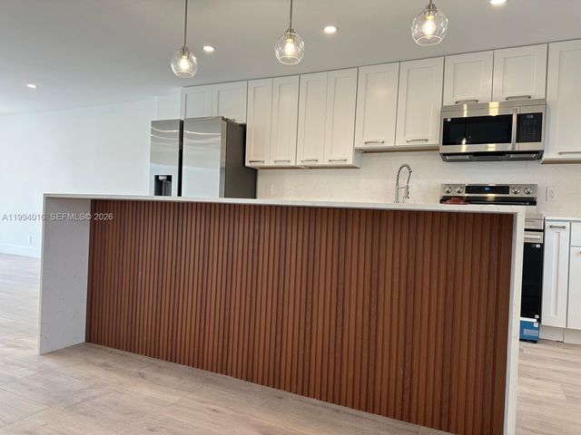 505 E Dania Beach Blvd 4-3J, Dania Beach, FL 33004