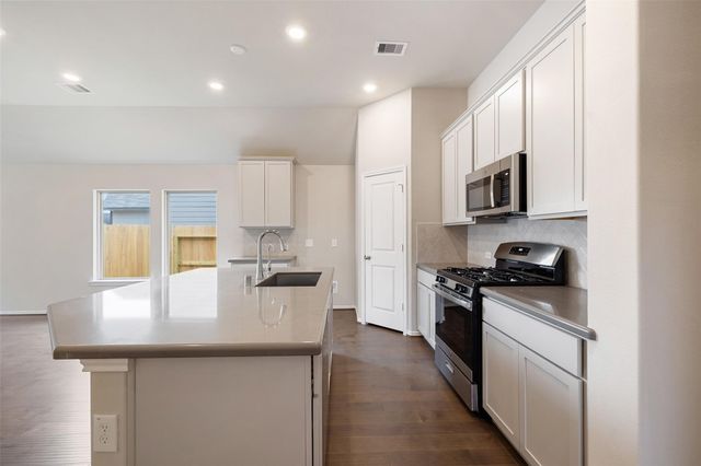 2606 Prairie Star Lane, Conroe, TX 77385