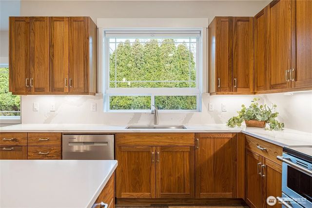 127 Sunrise View Avenue, Sequim, WA 98382