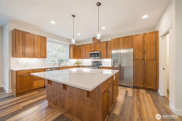 127 Sunrise View Avenue, Sequim, WA 98382