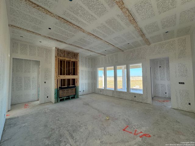 302 Venado Oaks, Castroville, TX 78009