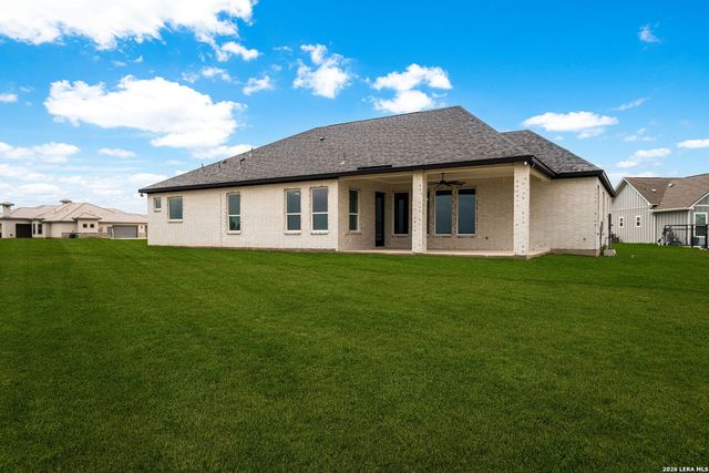 302 Venado Oaks, Castroville, TX 78009