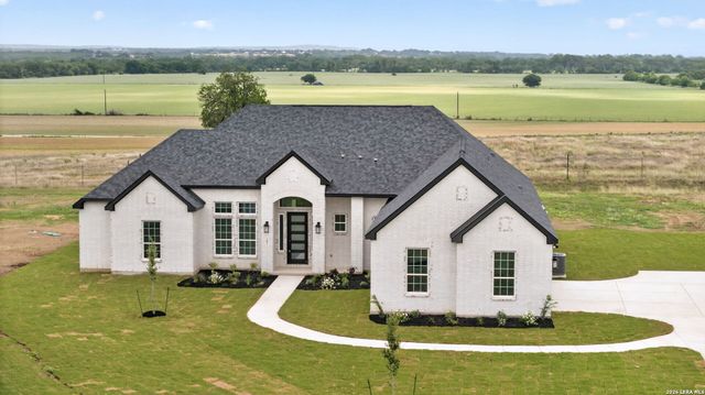 302 Venado Oaks, Castroville, TX 78009