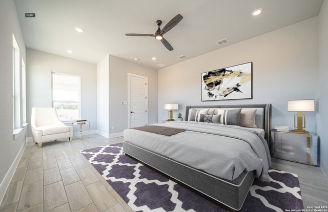 302 Venado Oaks, Castroville, TX 78009