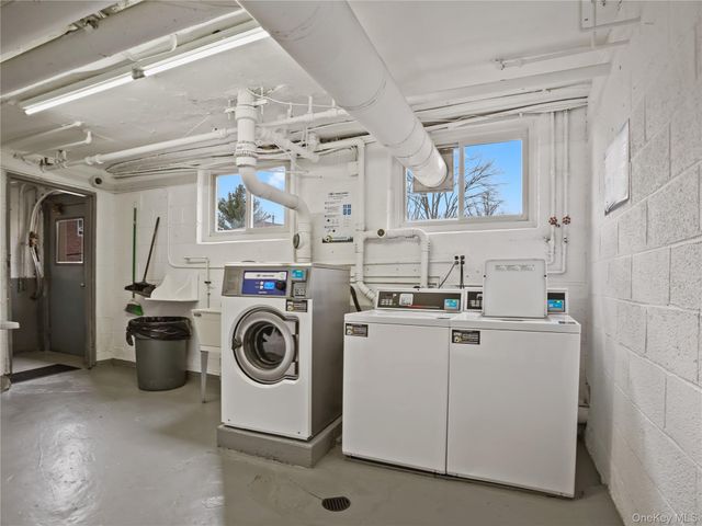 6 DeHaven Drive 1E, Yonkers, NY 10703