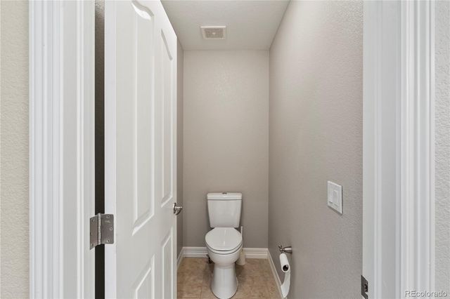 7560 S Biloxi Court, Aurora, CO 80016