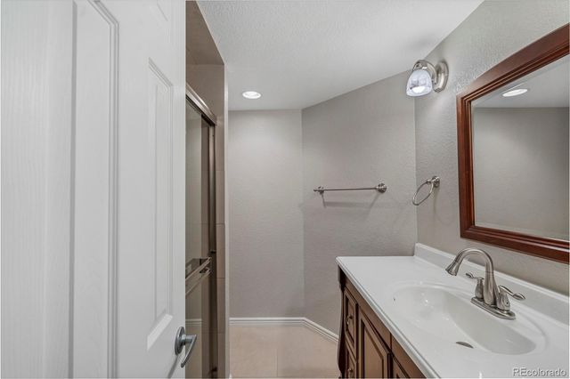 7560 S Biloxi Court, Aurora, CO 80016