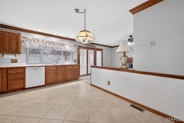 3701 Harmann Estates Drive, Bridgeton, MO 63044