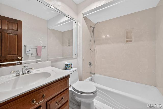 3701 Harmann Estates Drive, Bridgeton, MO 63044