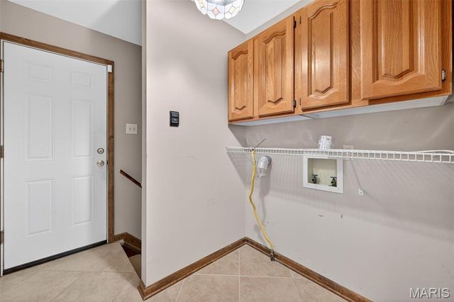 3701 Harmann Estates Drive, Bridgeton, MO 63044