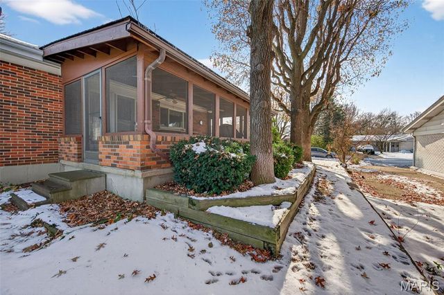 3701 Harmann Estates Drive, Bridgeton, MO 63044