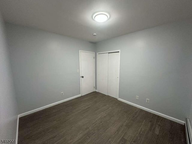 360 New St 3, Newark City, NJ 07103