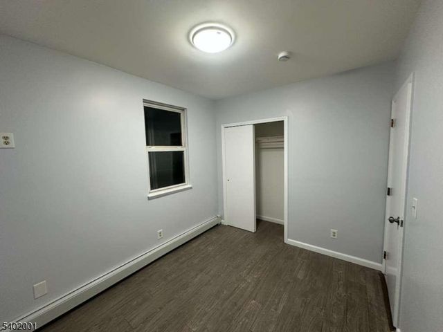360 New St 3, Newark City, NJ 07103