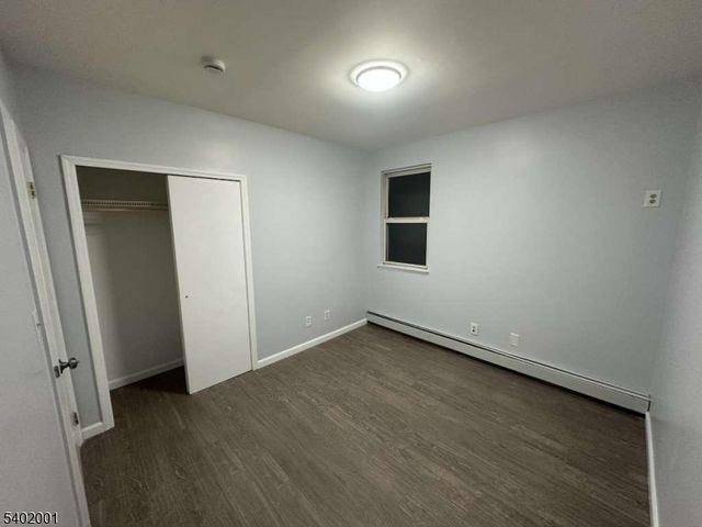360 New St 3, Newark City, NJ 07103