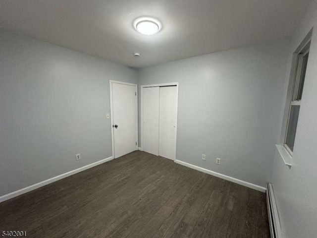 360 New St 3, Newark City, NJ 07103