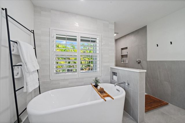 4640 SAN SIRO DRIVE, Sarasota, FL 34235