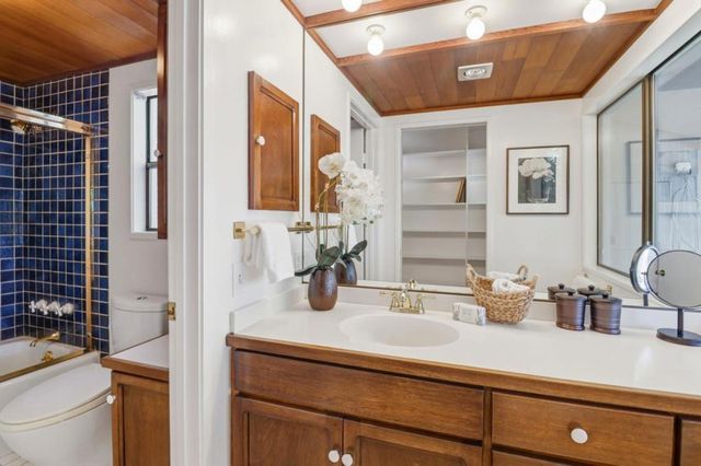 108 Santa Maria Avenue, Portola Valley, CA 94028