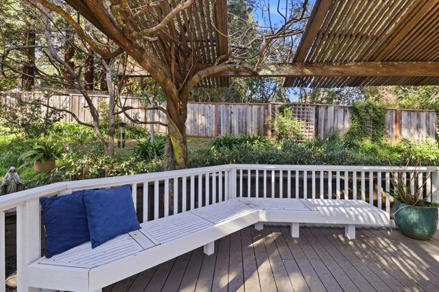 108 Santa Maria Avenue, Portola Valley, CA 94028