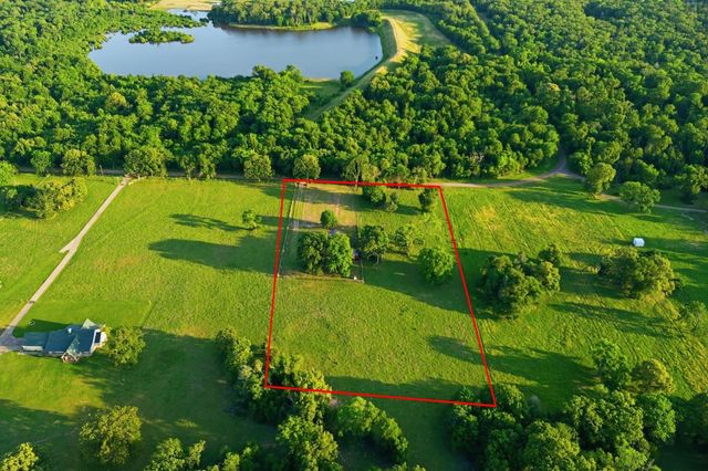 1654 CR 2411, Canton, TX 75103