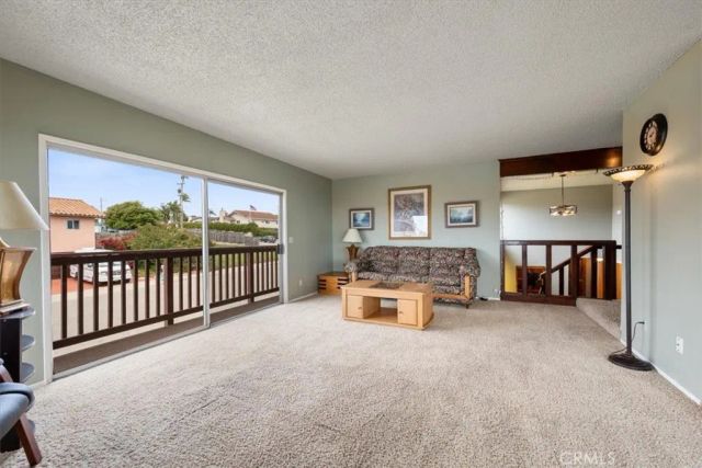 360 Ocean View Avenue, Grover Beach, CA 93433