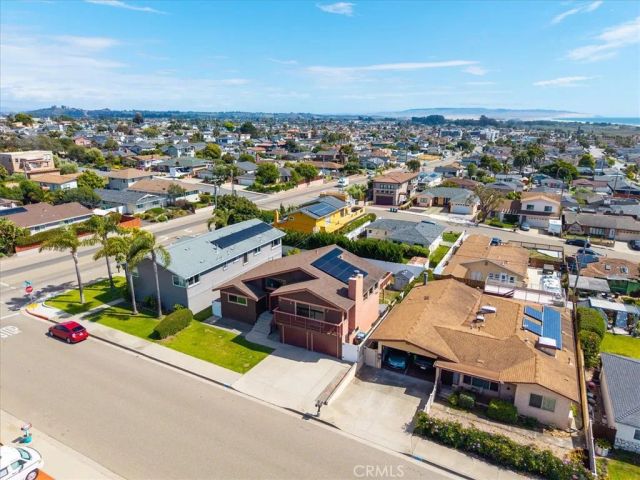 360 Ocean View Avenue, Grover Beach, CA 93433