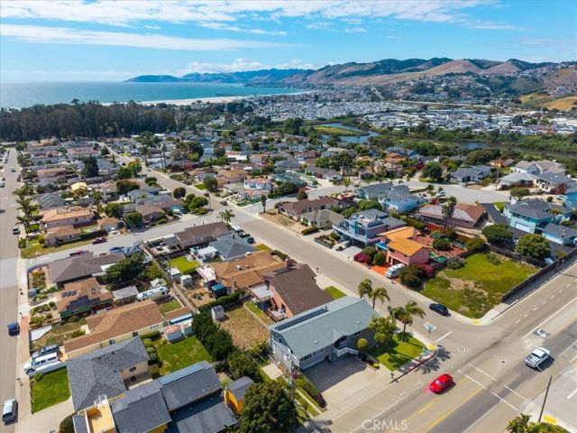 360 Ocean View Avenue, Grover Beach, CA 93433