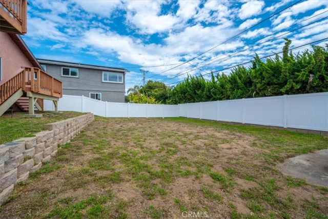 360 Ocean View Avenue, Grover Beach, CA 93433