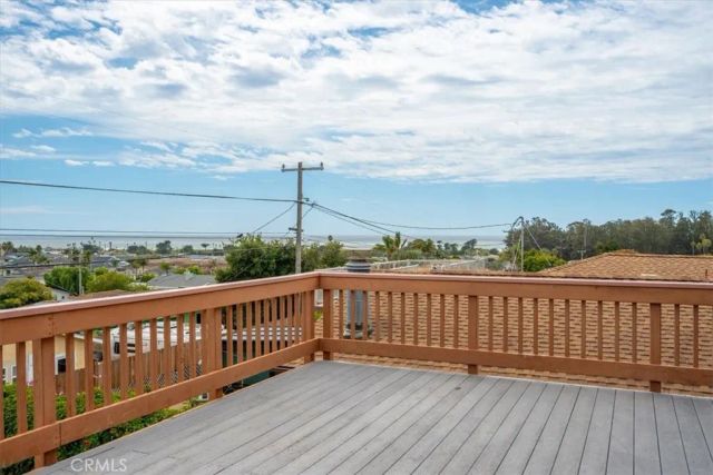 360 Ocean View Avenue, Grover Beach, CA 93433