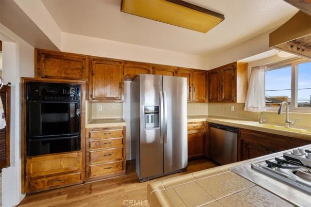 360 Ocean View Avenue, Grover Beach, CA 93433