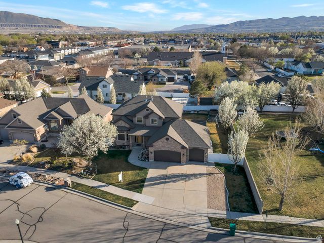 1817 W MASON DR, Riverton, UT 84065