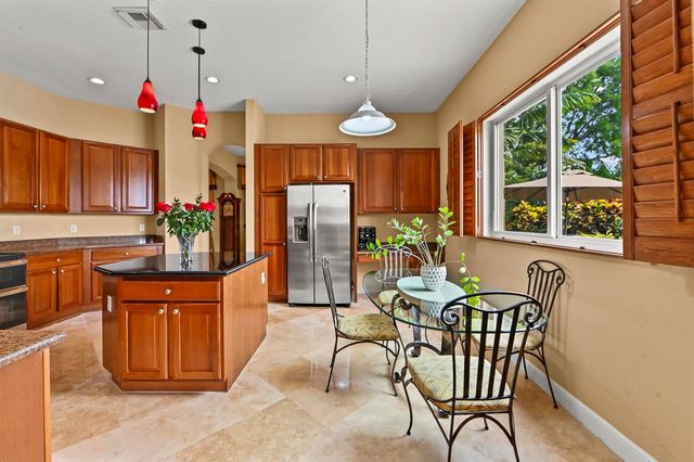 458 Cresta Circle, West Palm Beach, FL 33413