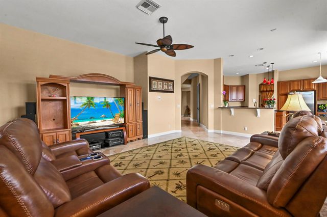 458 Cresta Circle, West Palm Beach, FL 33413