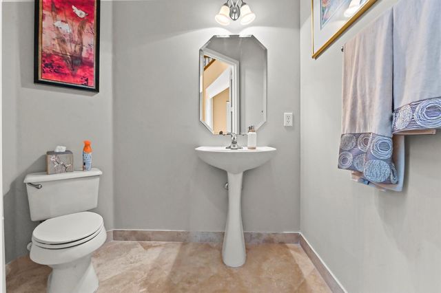 458 Cresta Circle, West Palm Beach, FL 33413