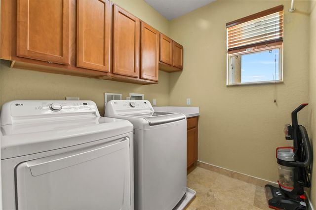 458 Cresta Circle, West Palm Beach, FL 33413
