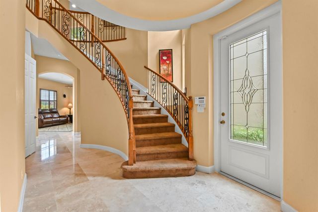 458 Cresta Circle, West Palm Beach, FL 33413
