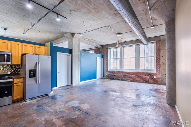 1511 Locust Street 404, St Louis, MO 63103
