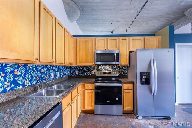 1511 Locust Street 404, St Louis, MO 63103
