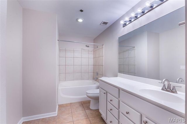 1511 Locust Street 404, St Louis, MO 63103