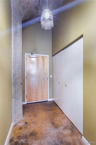 1511 Locust Street 404, St Louis, MO 63103