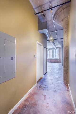1511 Locust Street 404, St Louis, MO 63103